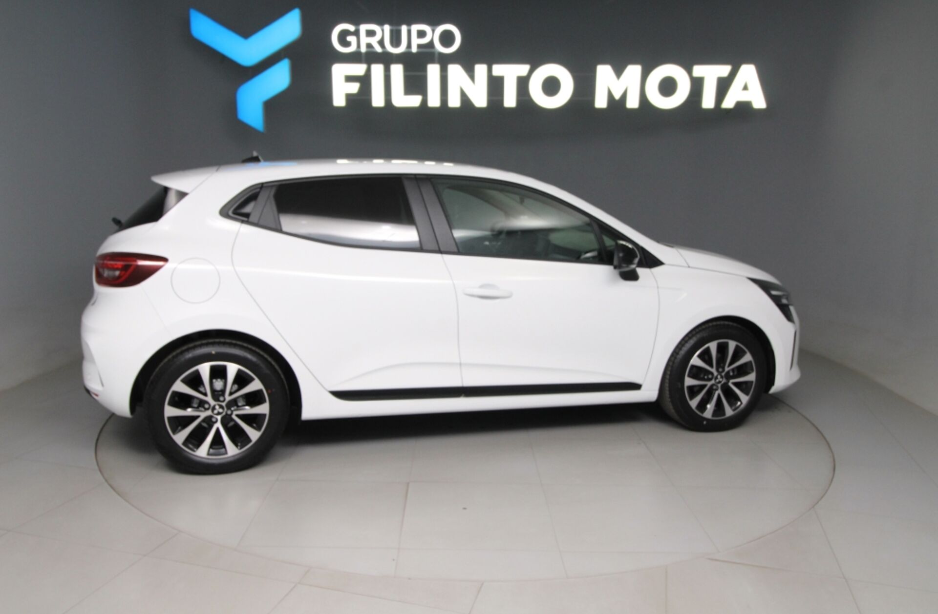 MITSUBISHI Colt 1.0 MPI-T Kaiteki Bi-Fuel