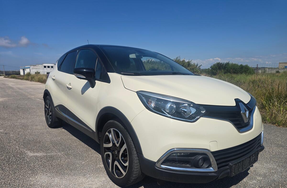 RENAULT Captur 0.9 TCE Sport