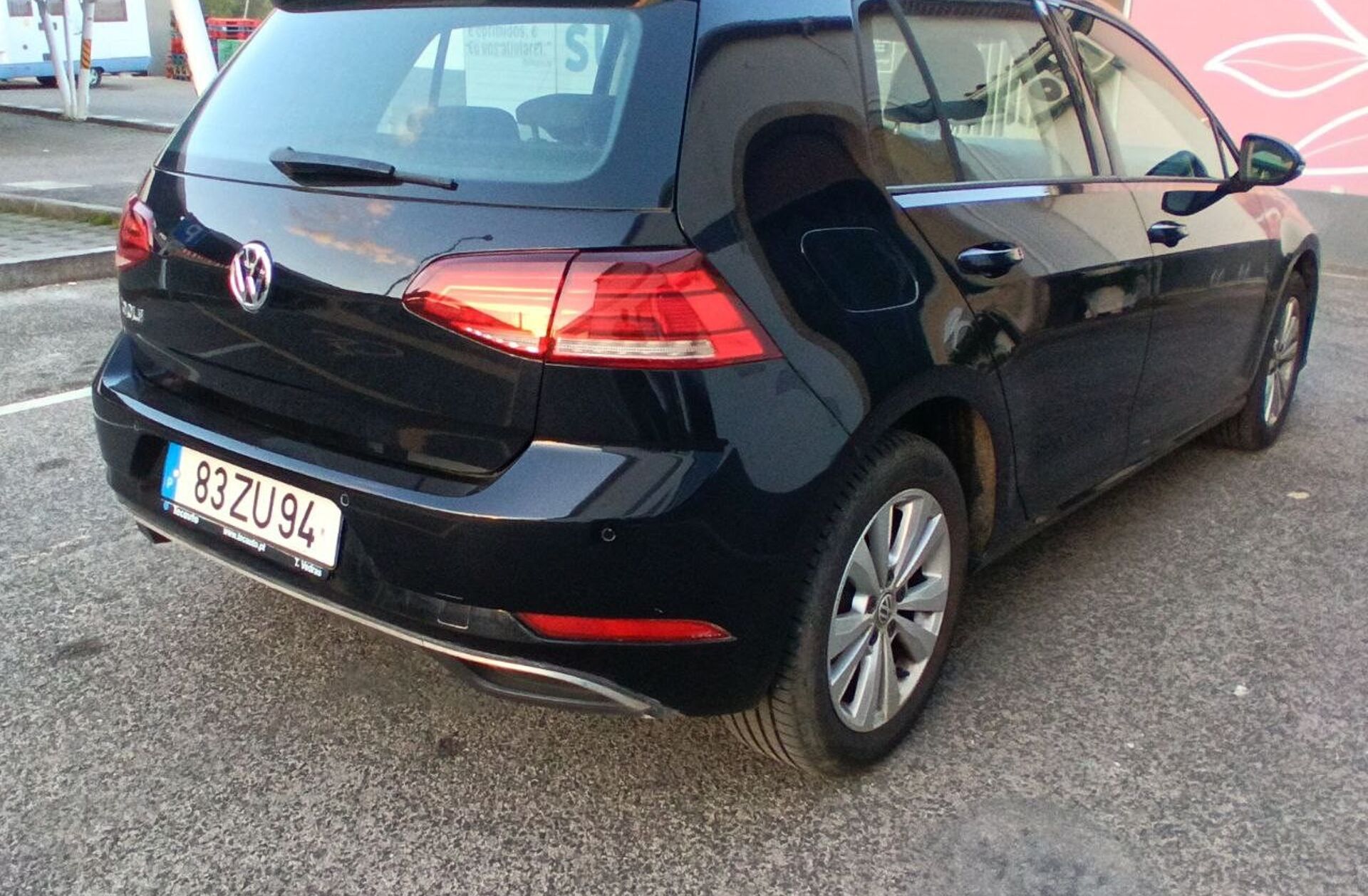 VOLKSWAGEN Golf 1.6 TDI Stream