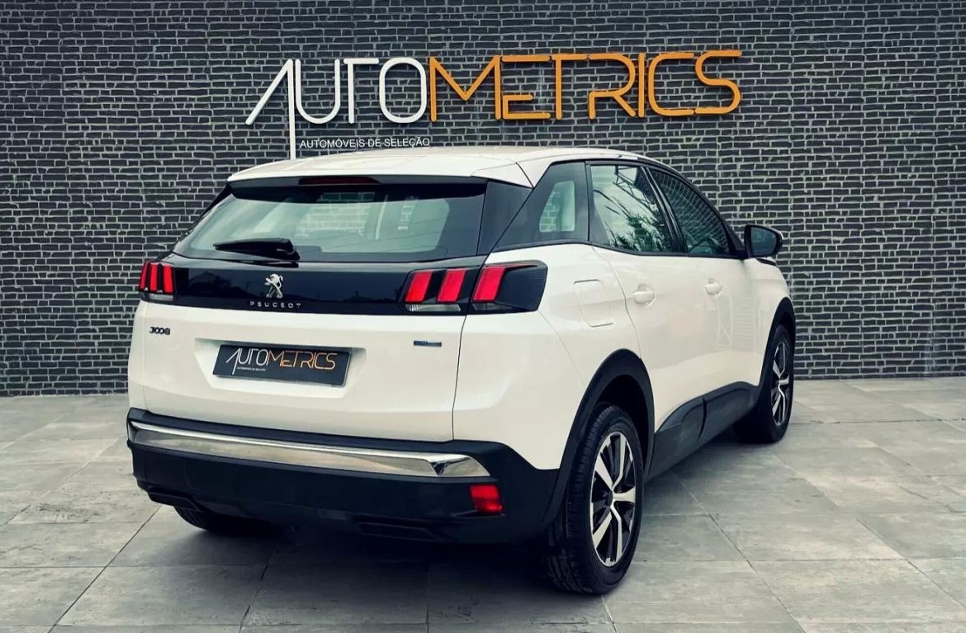 PEUGEOT 3008 1.2 PureTech Active