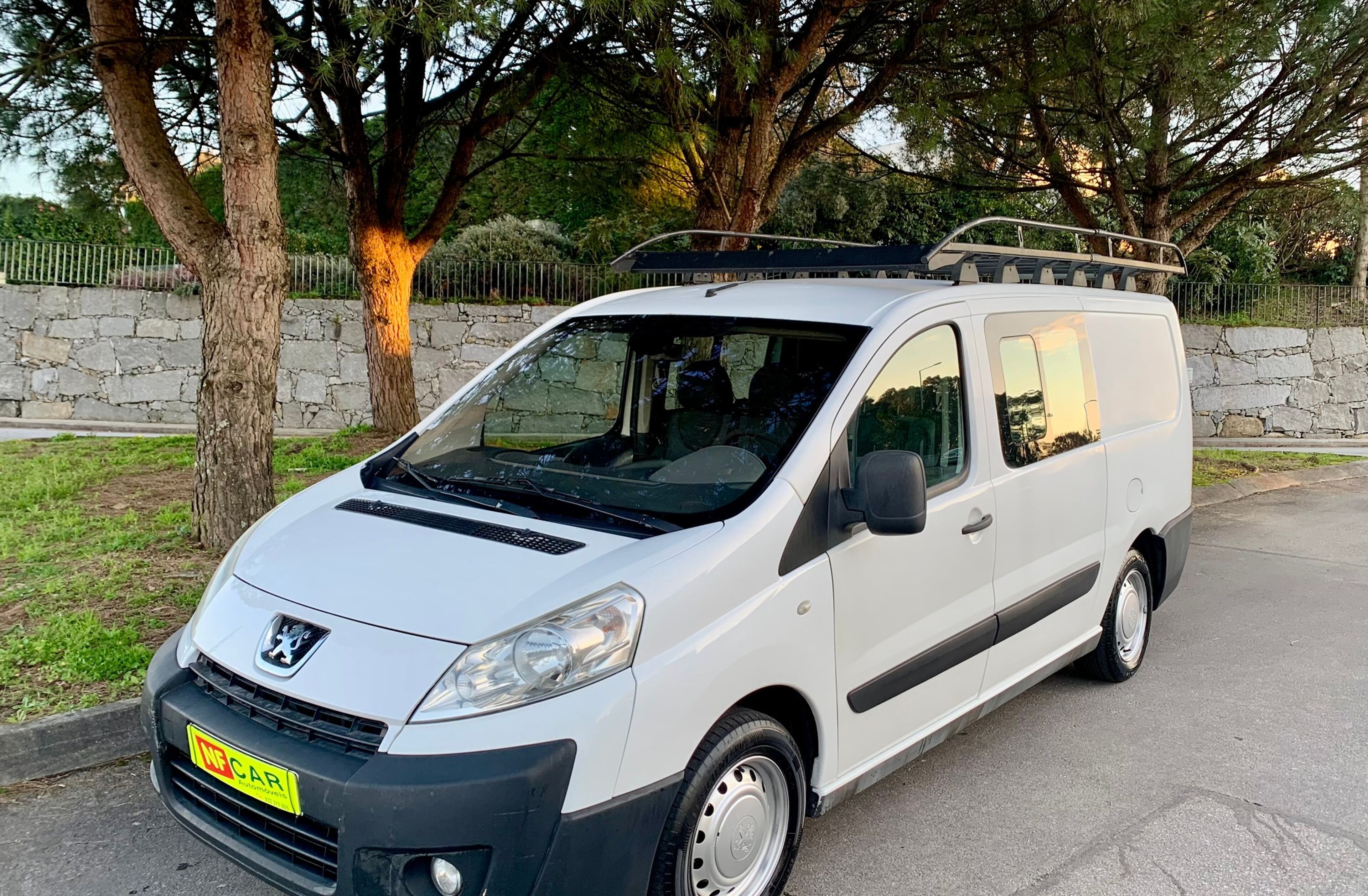 PEUGEOT Expert 2.0 HDi 229 L2H2