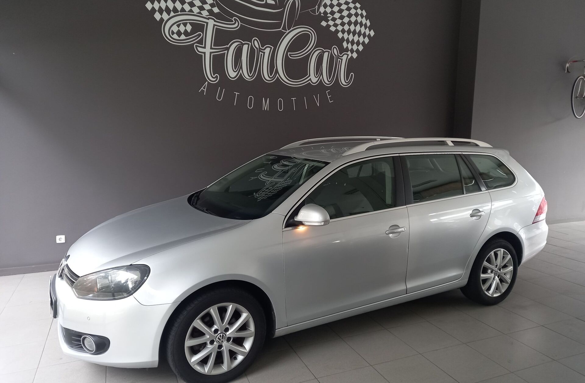 VOLKSWAGEN Golf 1.6 TDi Confortline