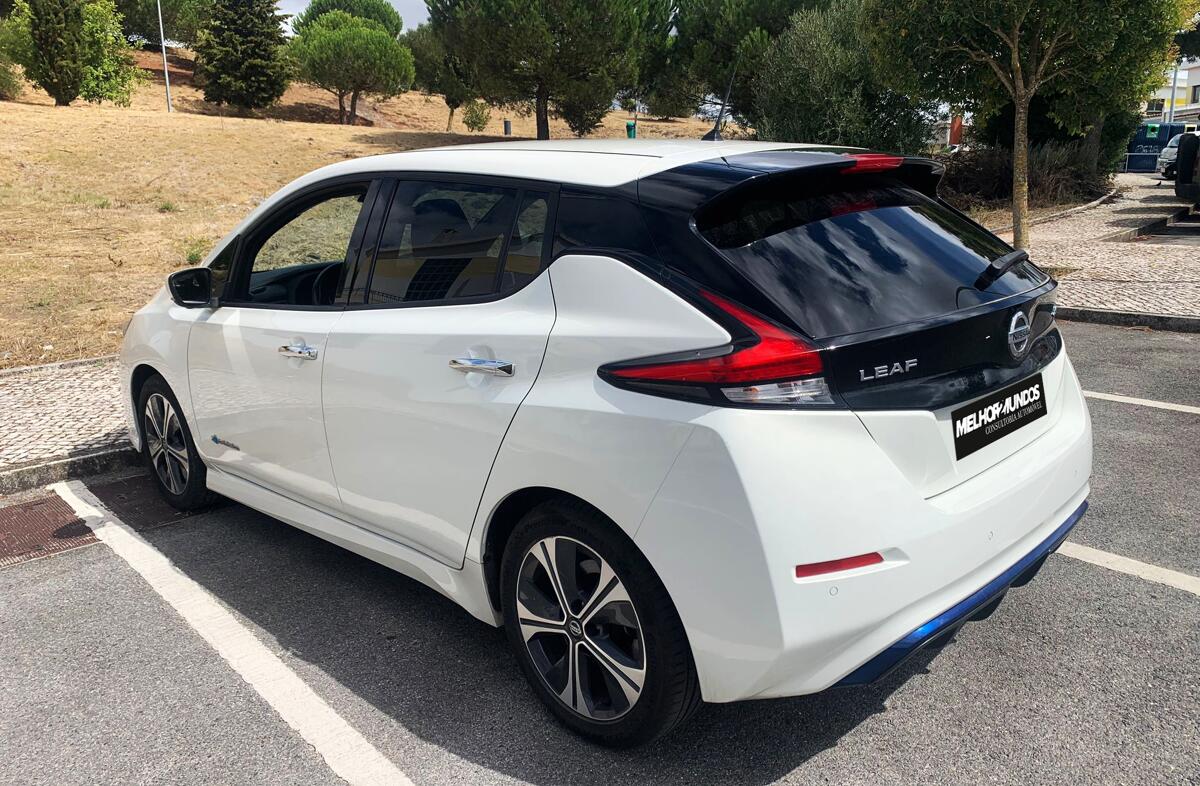 NISSAN Leaf N-Connecta
