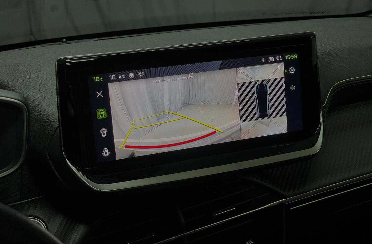 PEUGEOT 208 1.2 PureTech GT