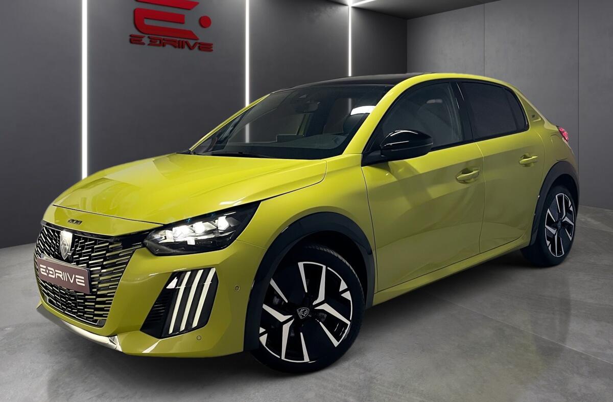 PEUGEOT 208 1.2 PureTech GT
