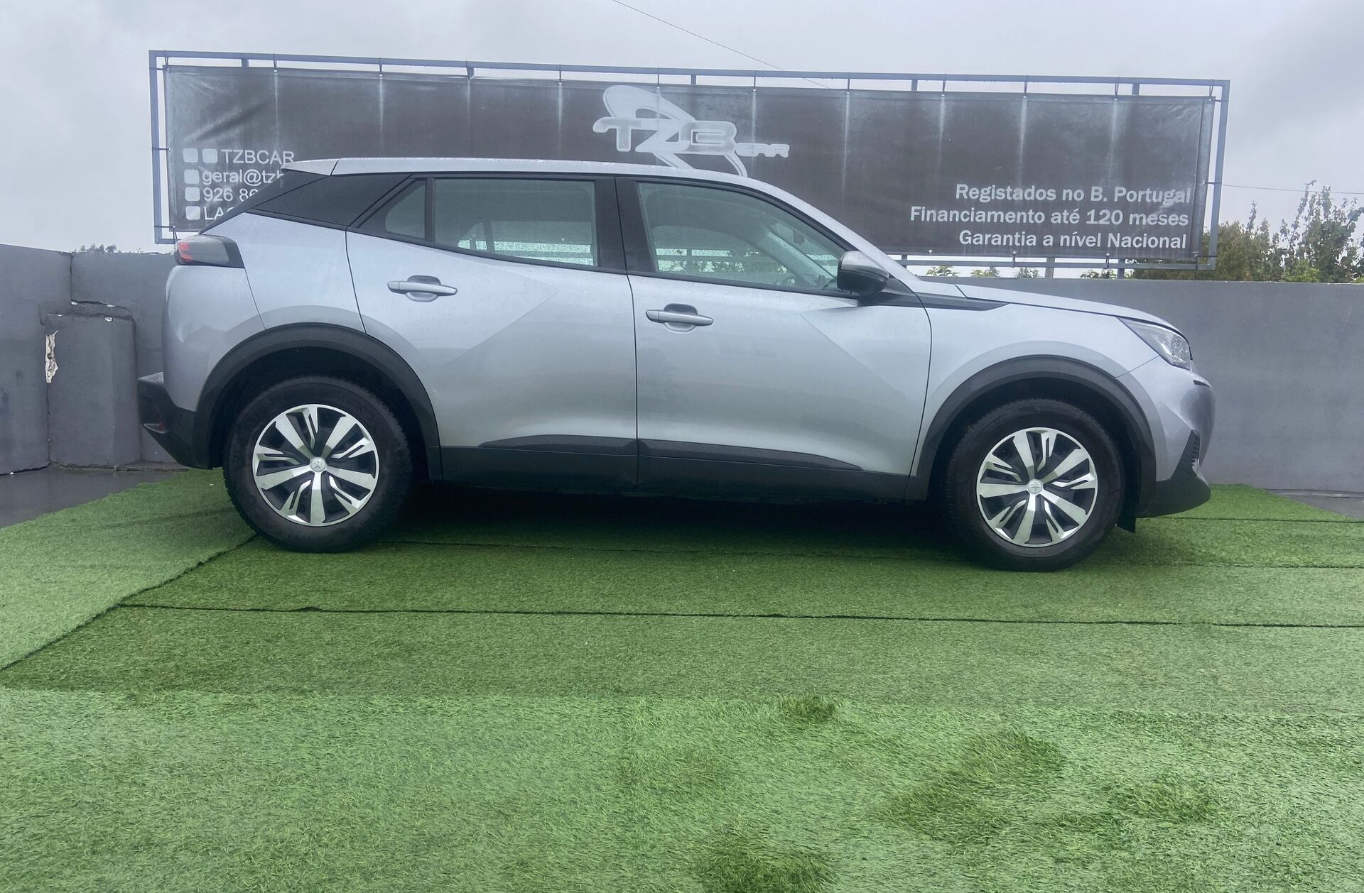 PEUGEOT 2008 1.2 PureTech Active