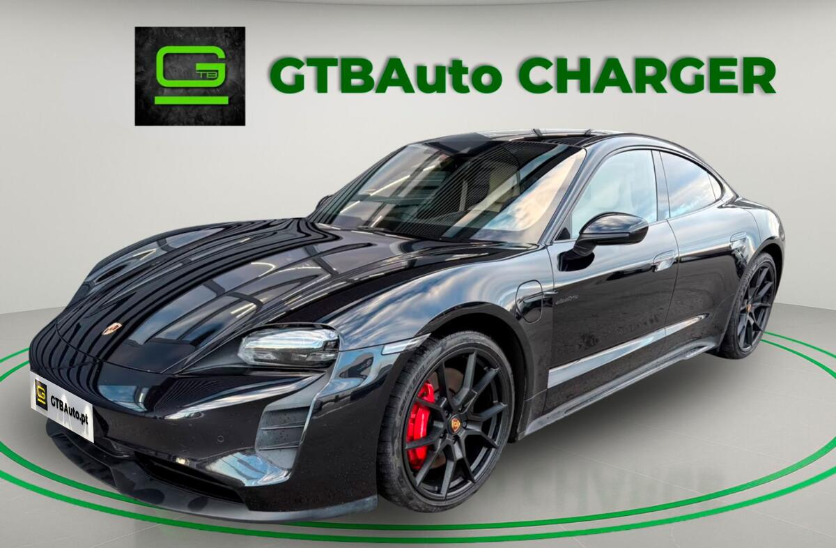 PORSCHE Taycan GTS