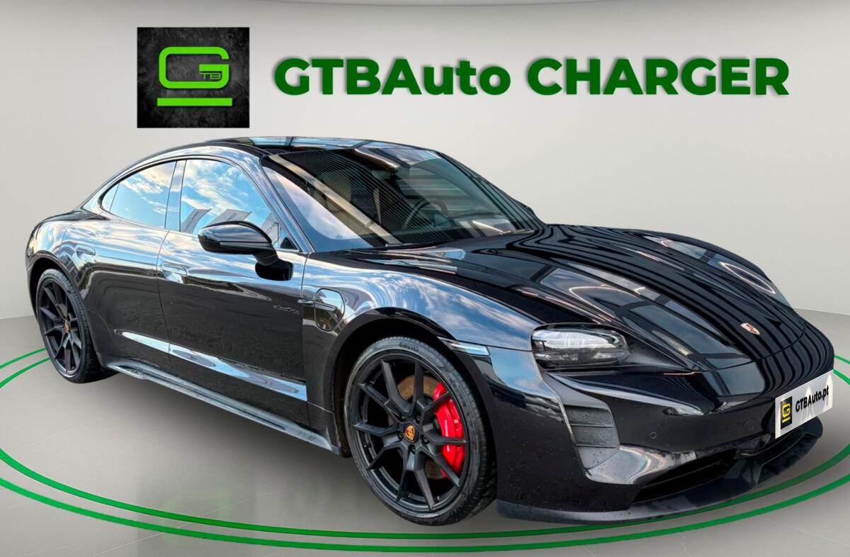 PORSCHE Taycan GTS