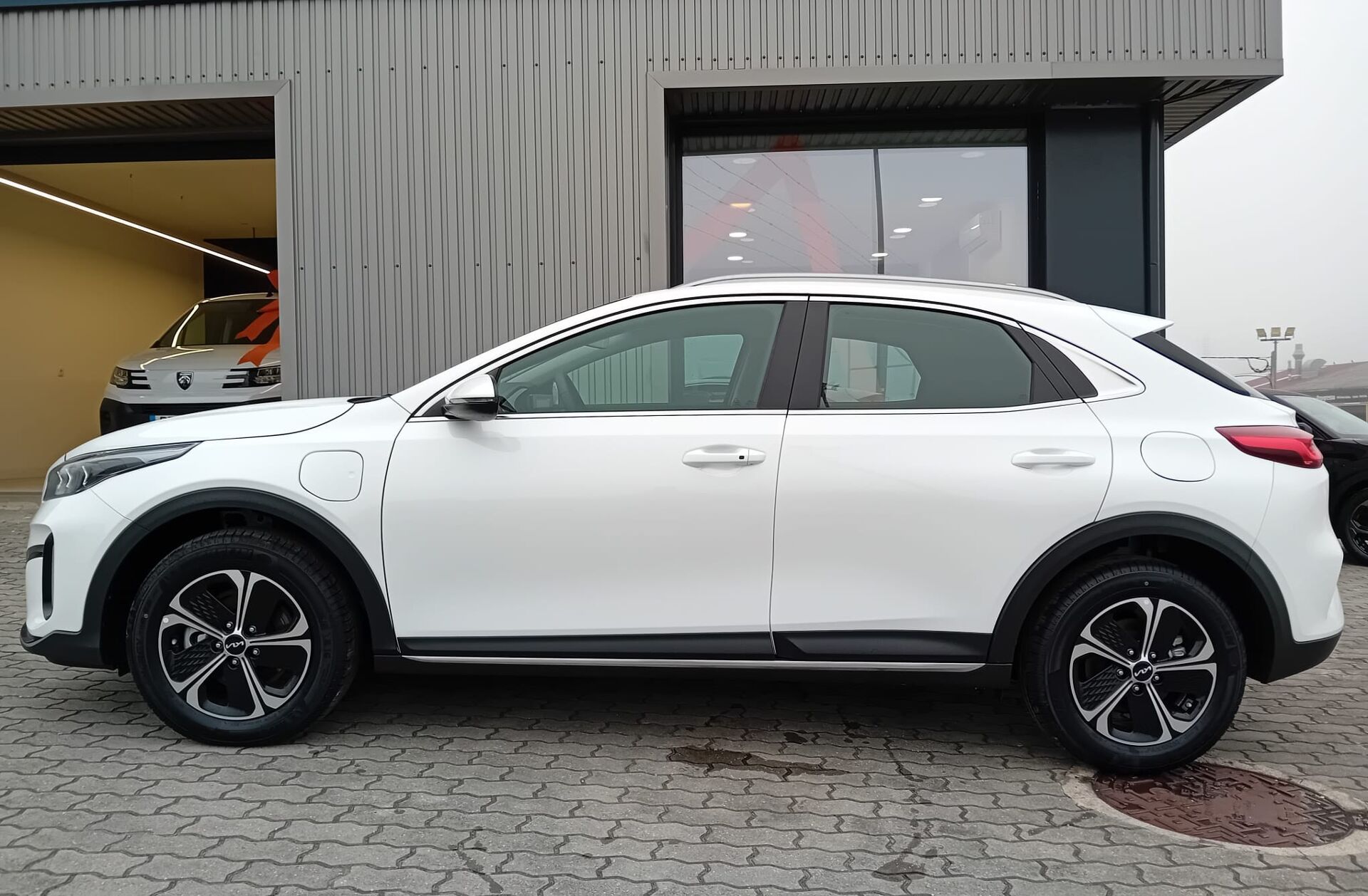 KIA XCeed 1.6 GDi PHEV Drive