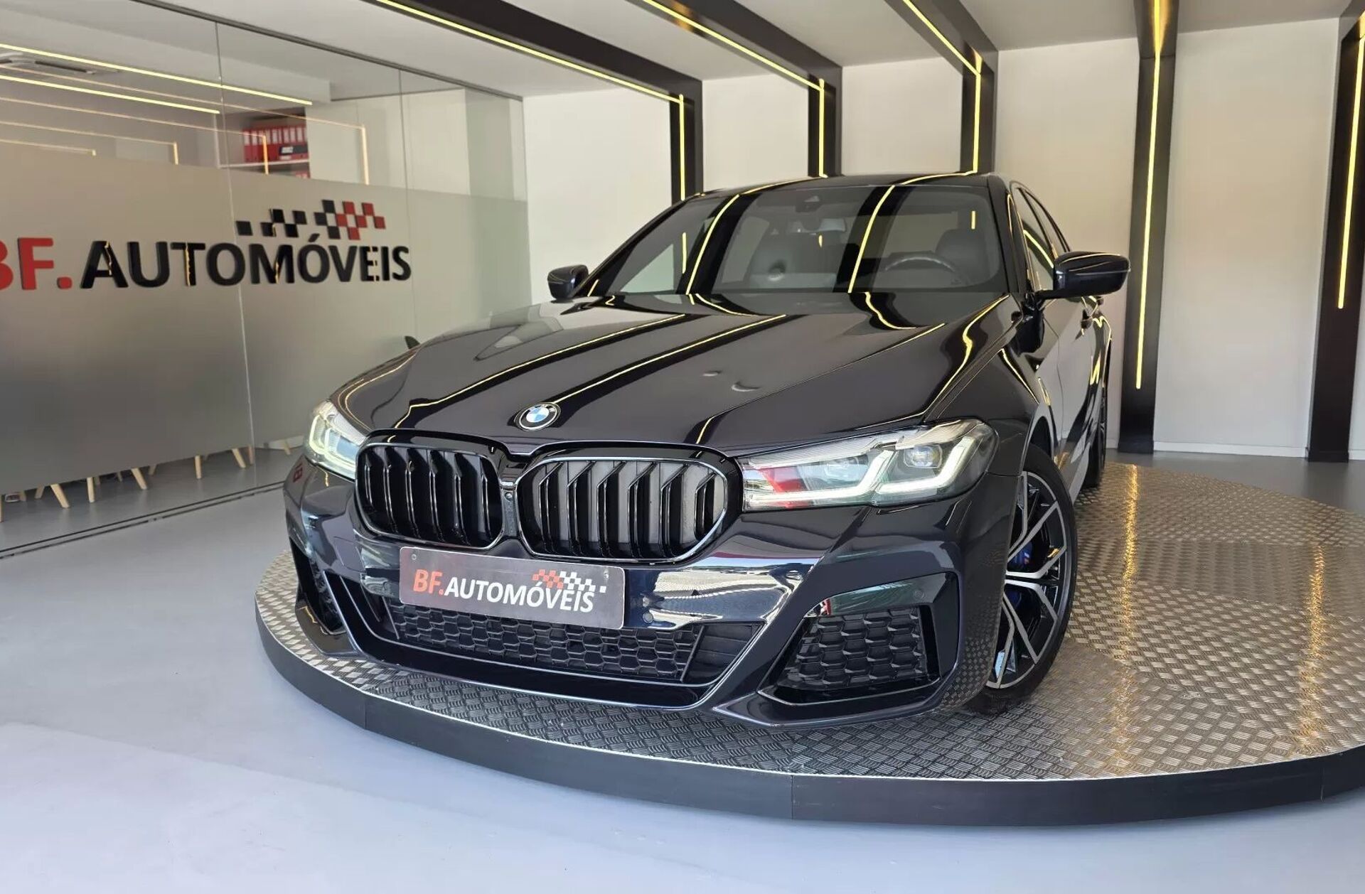 BMW Serie-5 520 d Pack M Auto