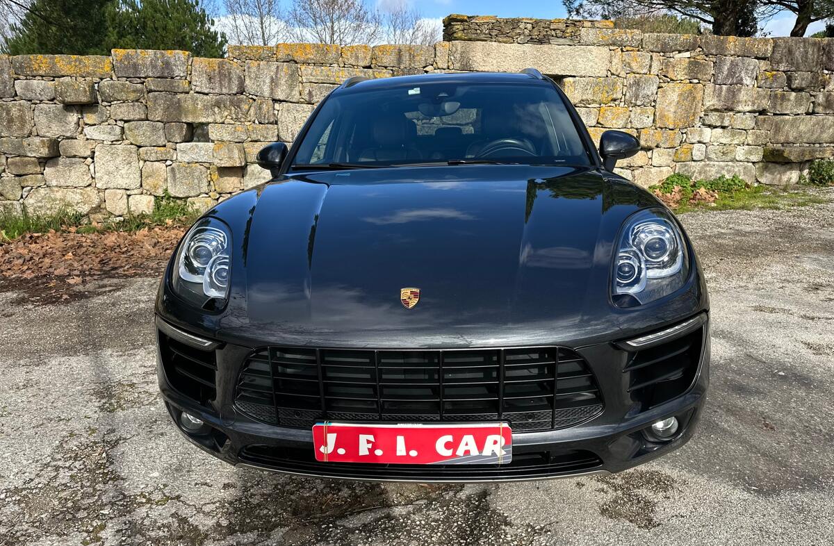 PORSCHE Macan Macan