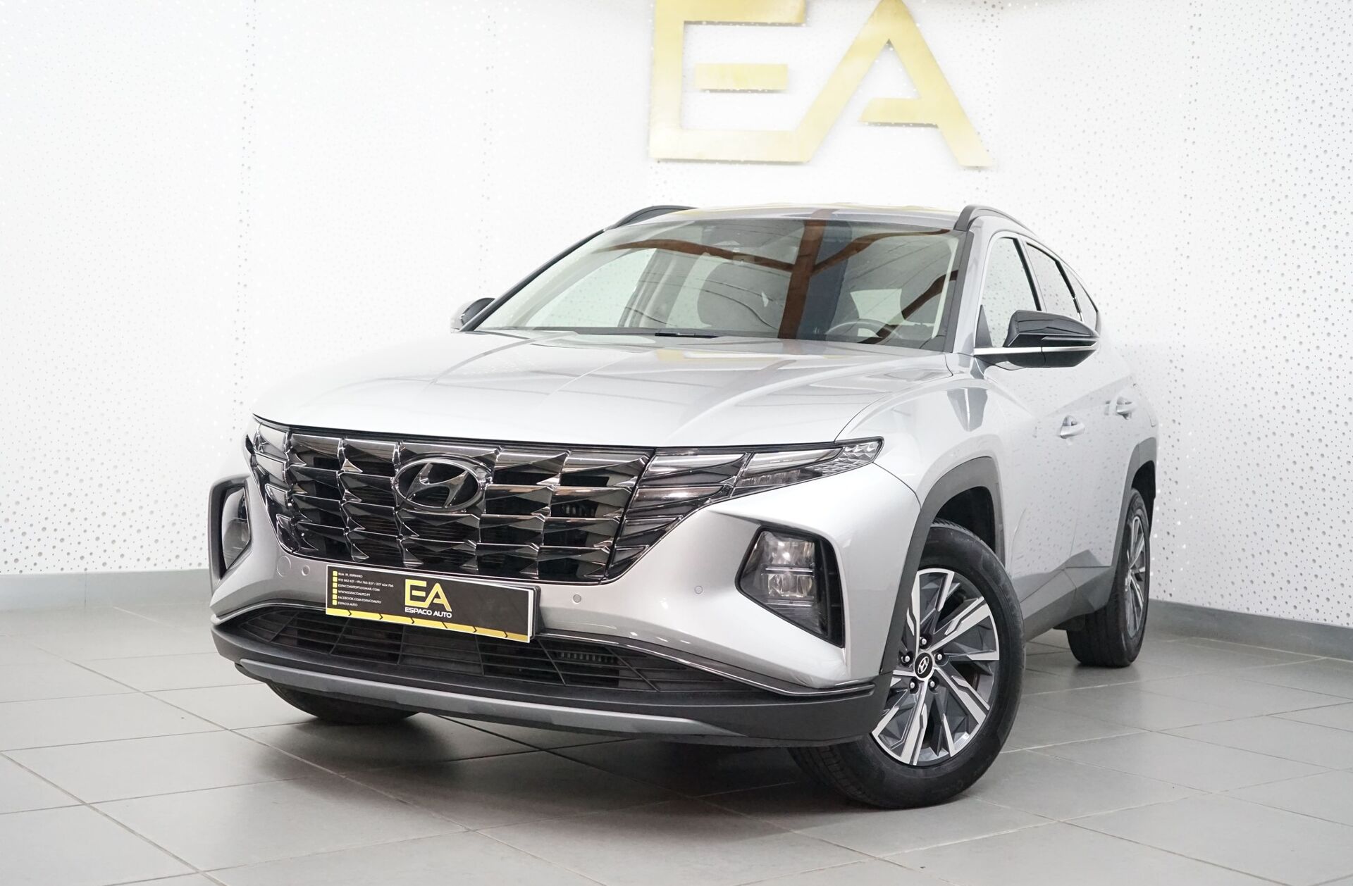HYUNDAI Tucson 1.6 T-GDI HEV Vanguard