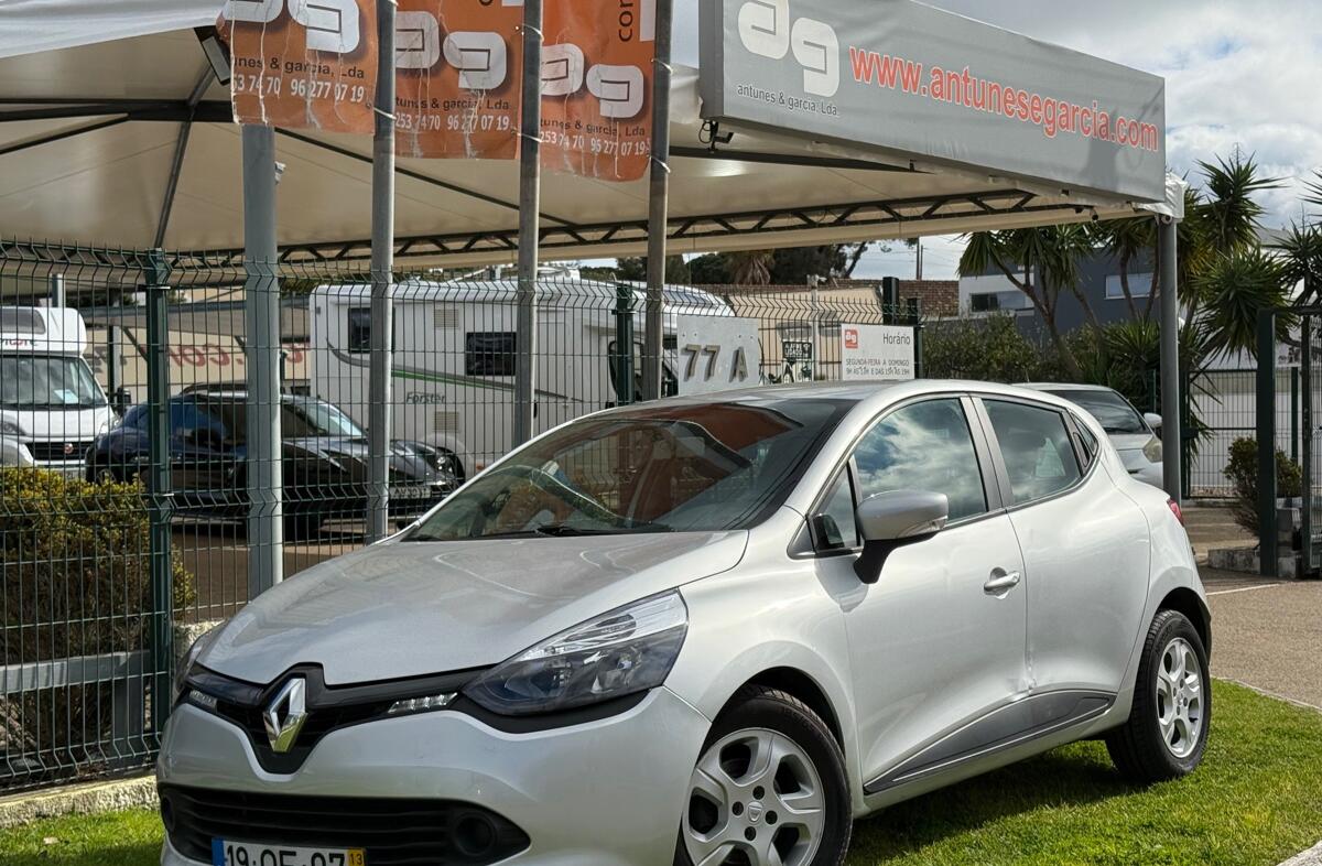RENAULT Clio 1.5 dCi Confort