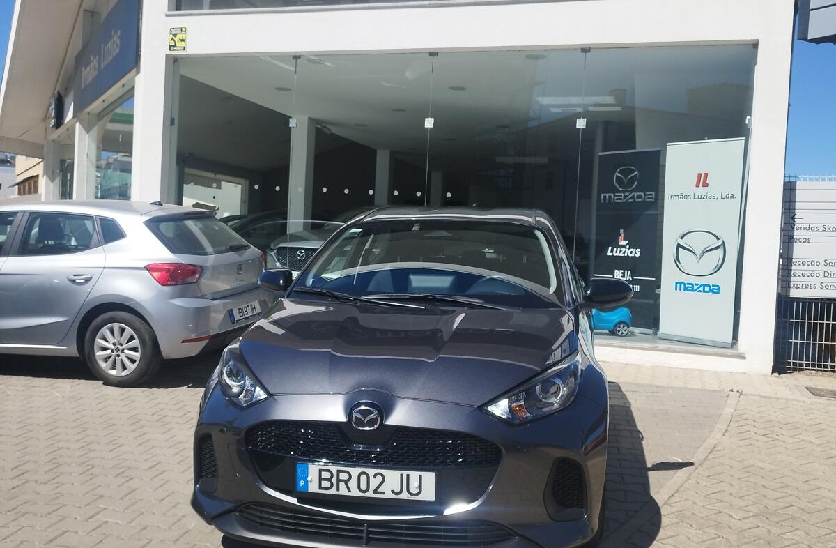 MAZDA 2 Mazda 1.5 L Hybrid VVT-i Centre-Line