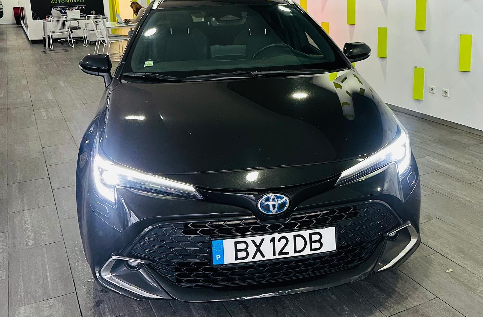 TOYOTA Corolla 1.8 Hybrid Comfort+P.Sport