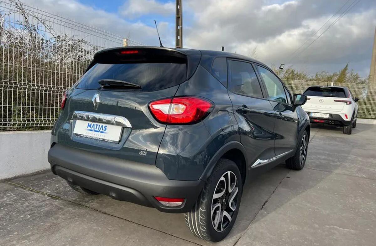 RENAULT Captur 1.5 dCi Exclusive