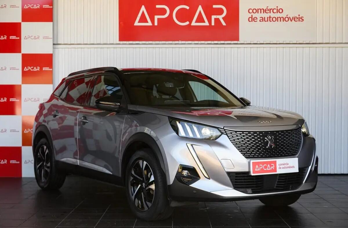 PEUGEOT 2008 e- 50 kWh GT