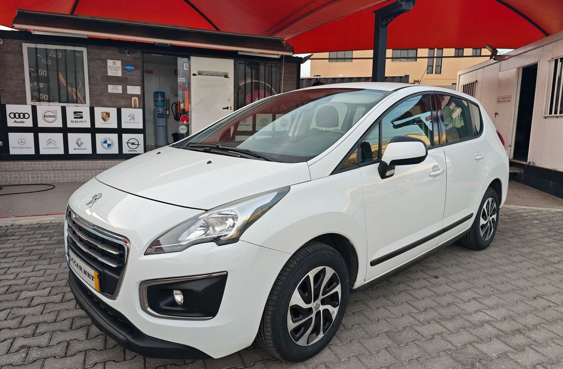 PEUGEOT 3008 1.6 e-HDi Active CMP6