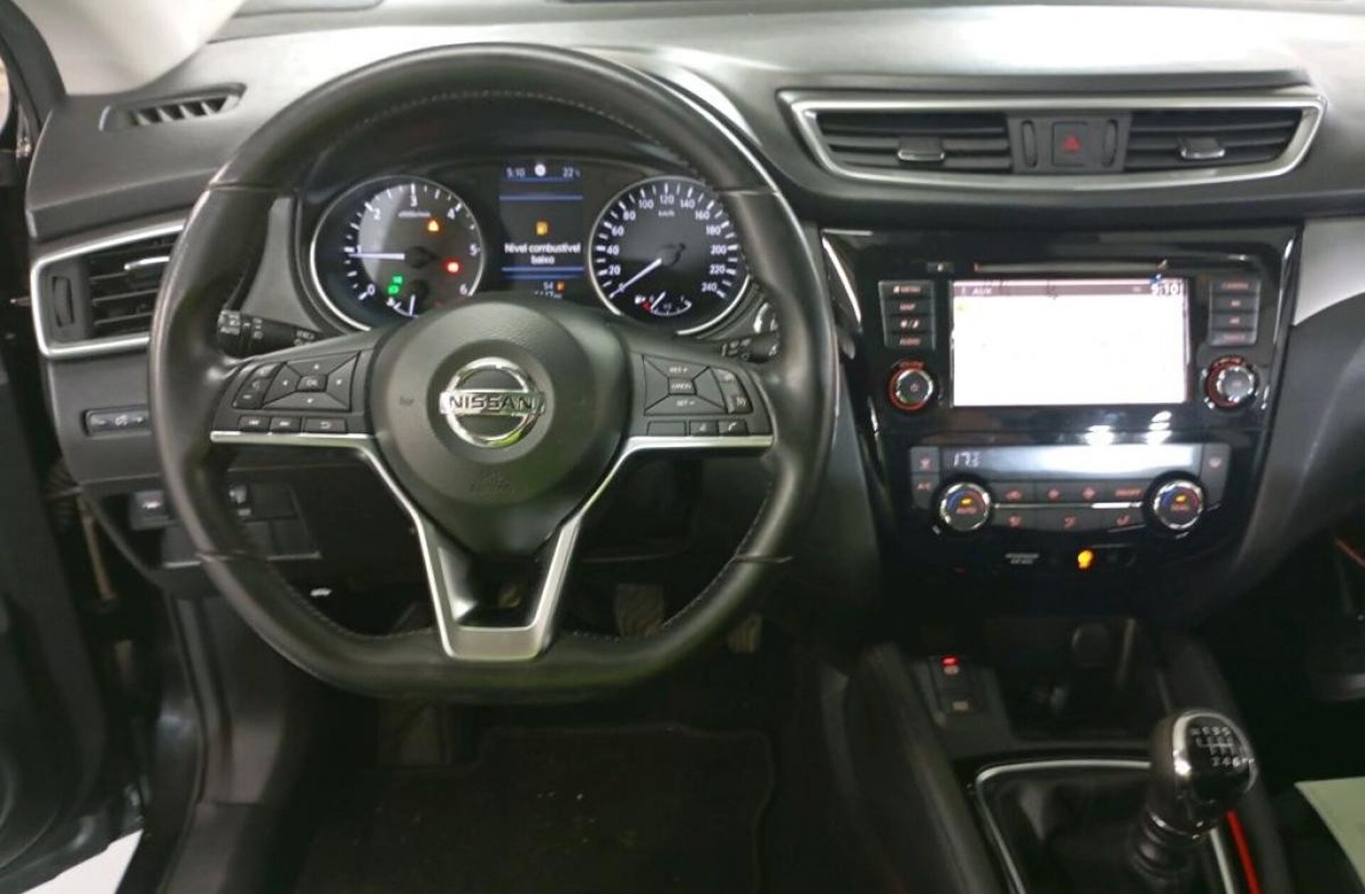 NISSAN Qashqai 1.5 dCi N-Connecta J18