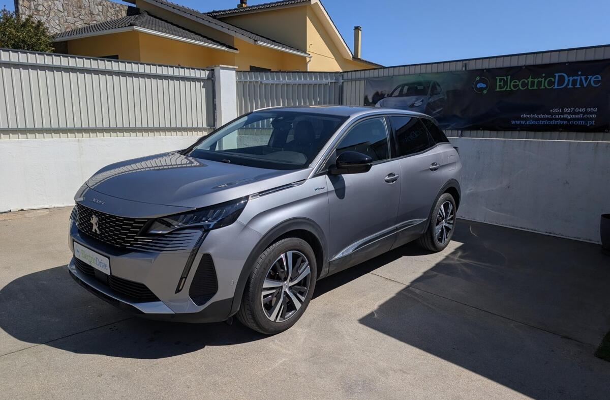 PEUGEOT 3008 1.6 Hybrid Allure Pack e-EAT8