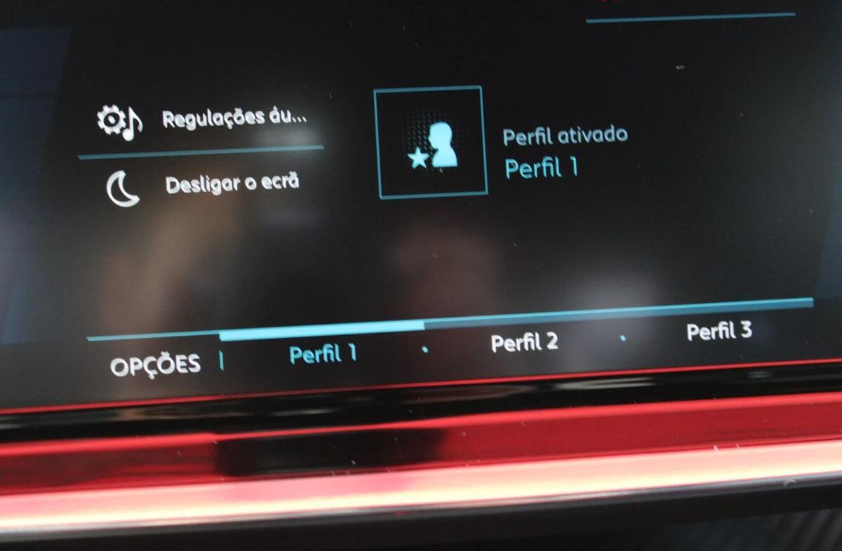 PEUGEOT 208 1.2 PureTech GT EAT8