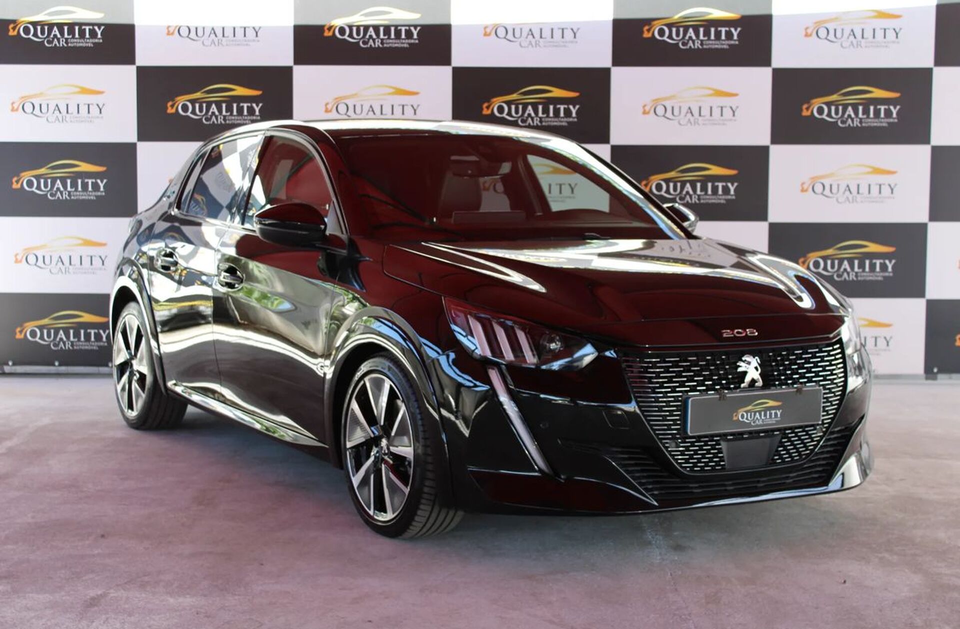 PEUGEOT 208 1.2 PureTech GT EAT8