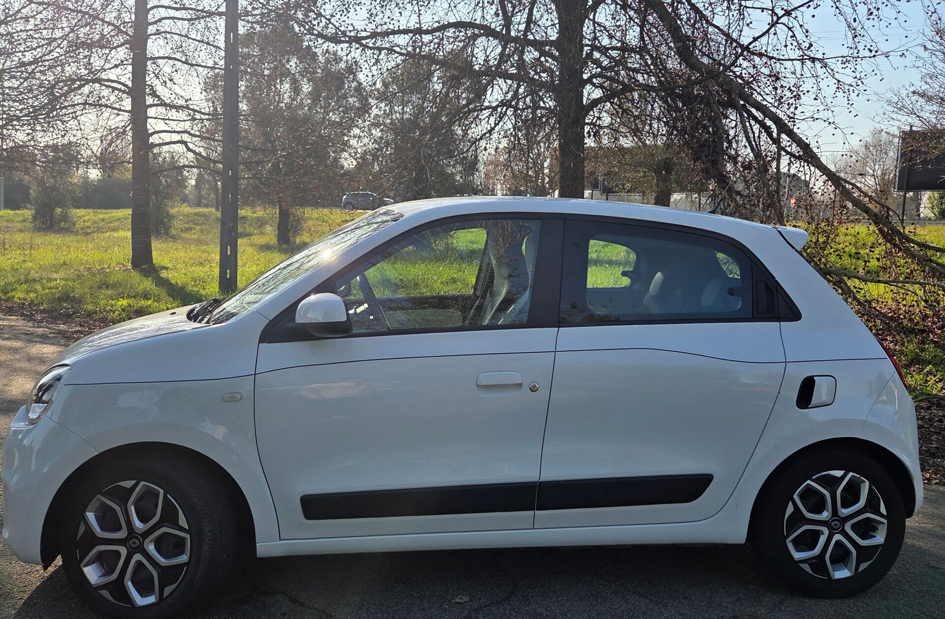 RENAULT Twingo 0.9 TCe Le Coq Sportif