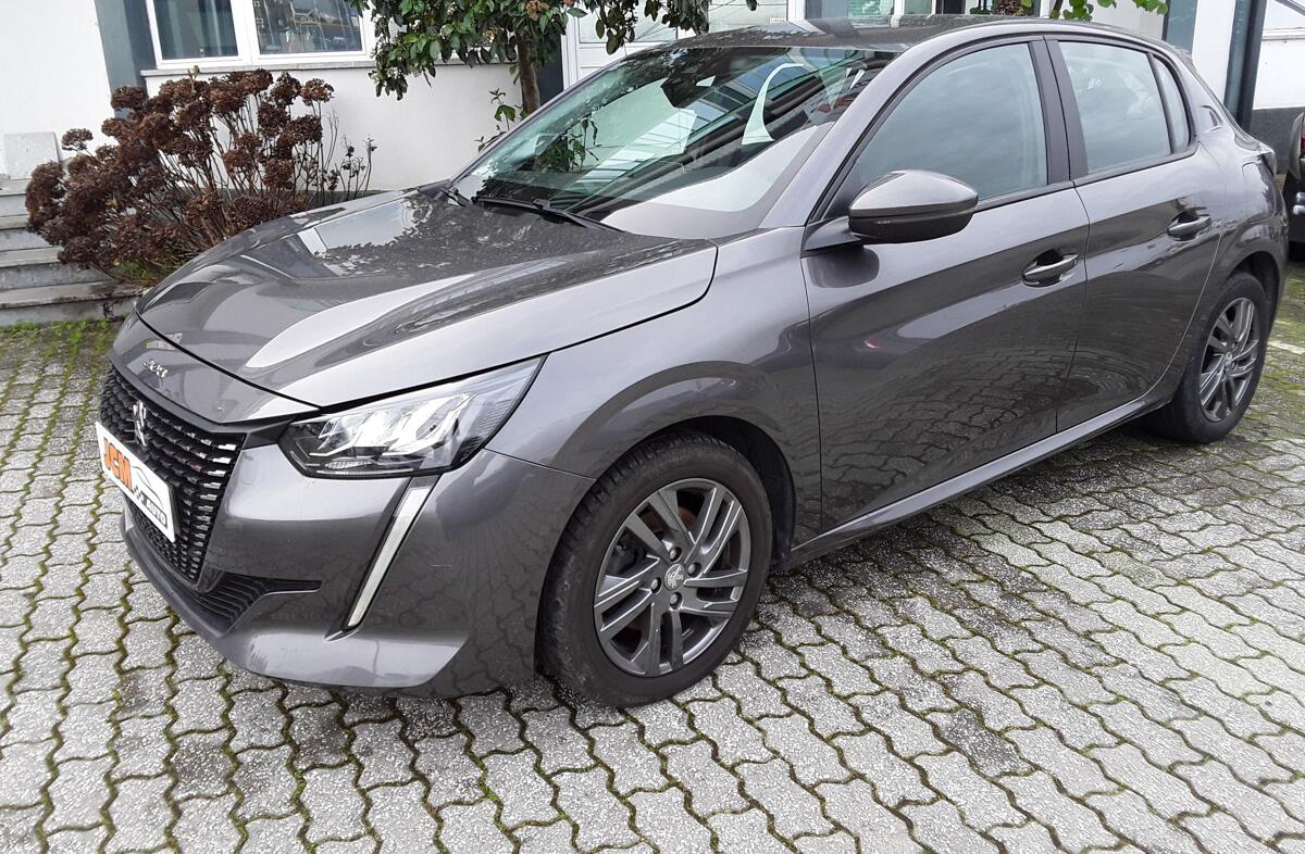 PEUGEOT 208 1.2 PureTech Active