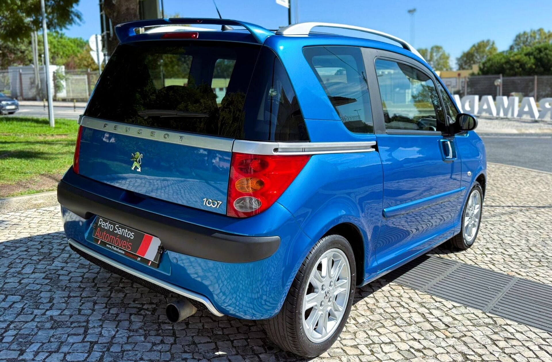 PEUGEOT 1007 1.4 HDi Sporty