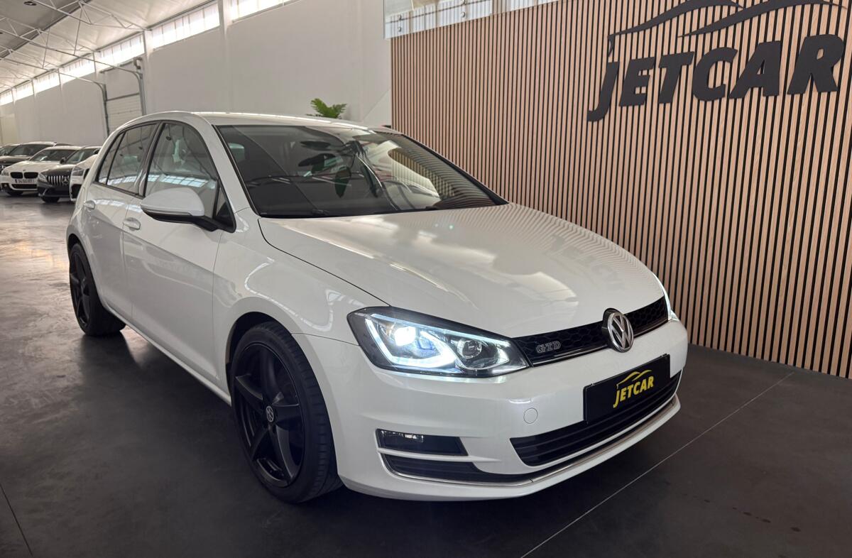 VOLKSWAGEN Golf 1.6 TDi Highline DSG