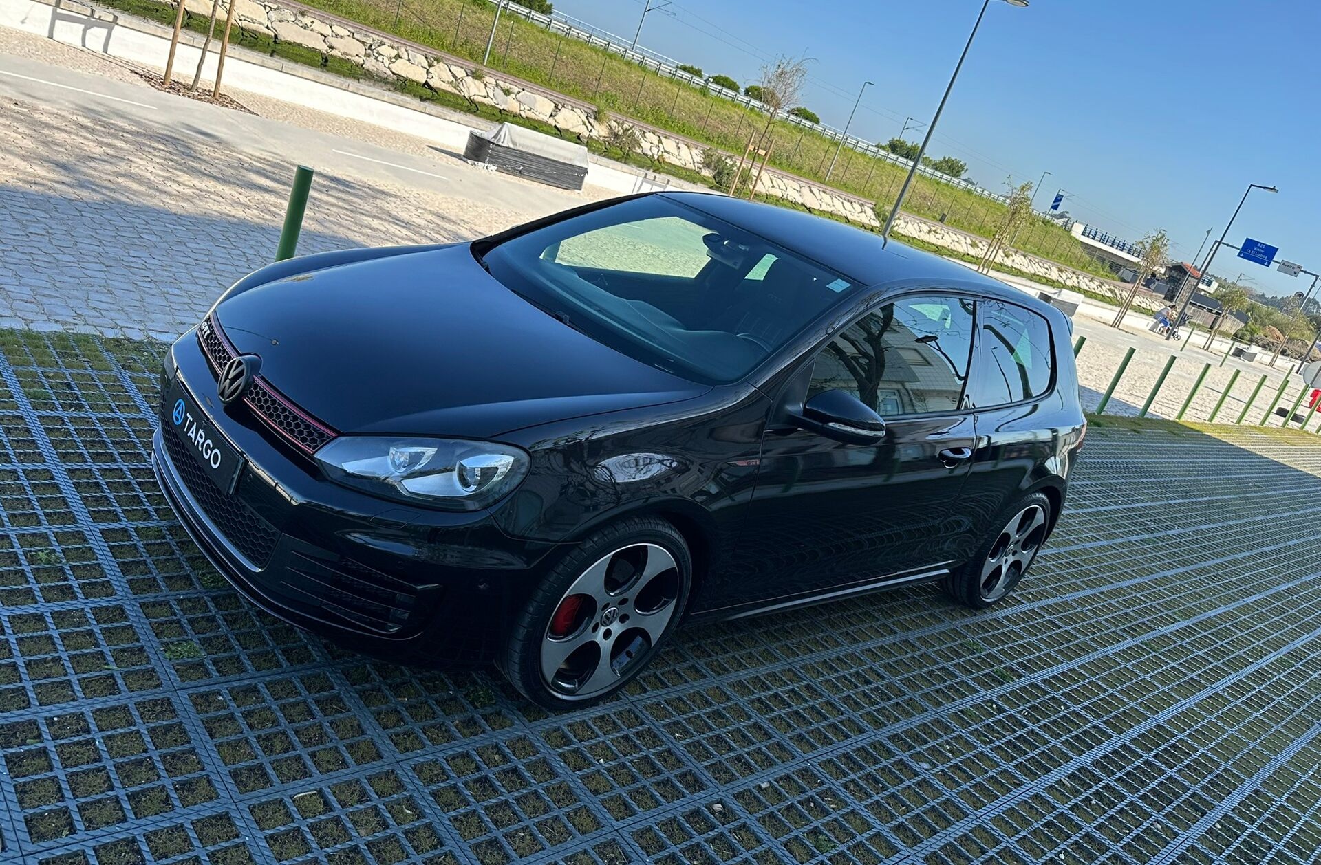 VOLKSWAGEN Golf 2.0 TSi GTi