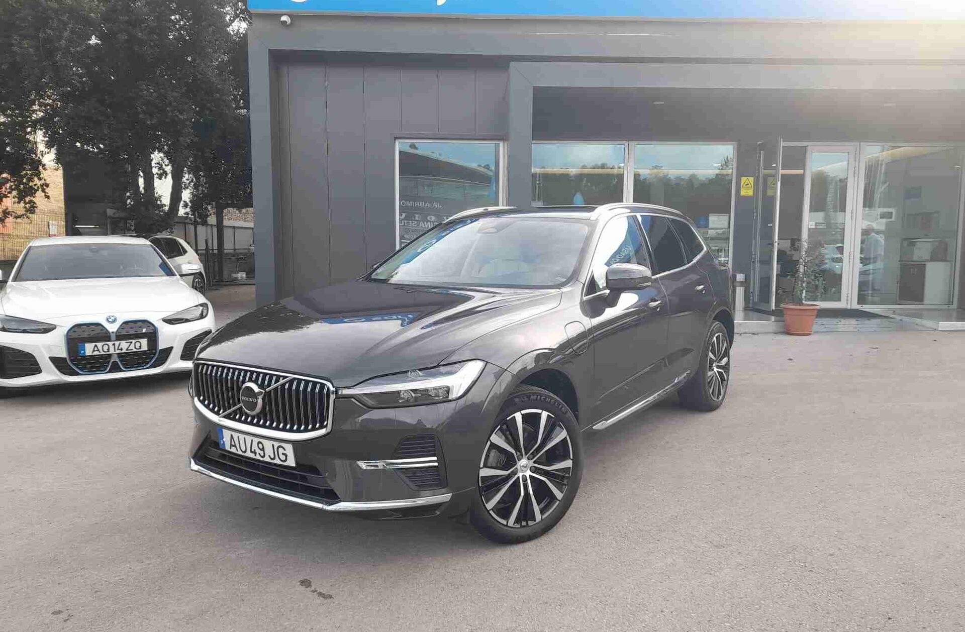 VOLVO XC60 2.0 T6 PHEV Plus Bright AWD