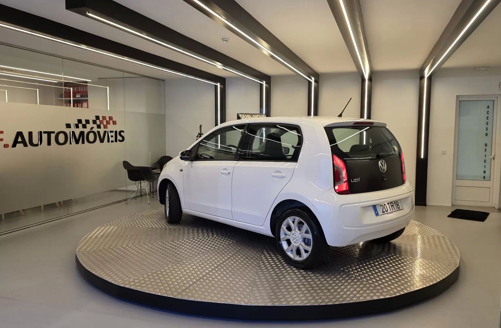 VOLKSWAGEN Up 1.0 BlueMotion Move Up!