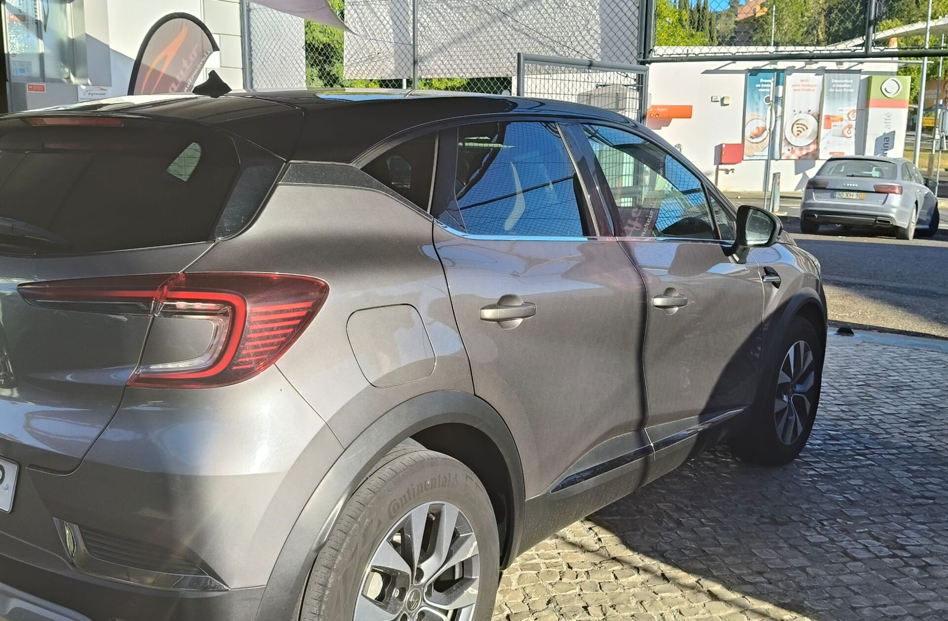 RENAULT Captur 1.0 TCe Intens