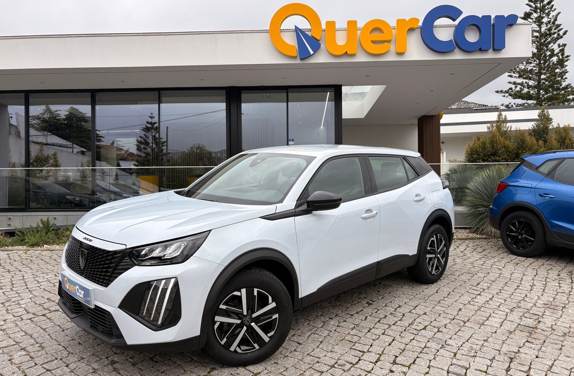 PEUGEOT 2008 1.2 PureTech Active Pack