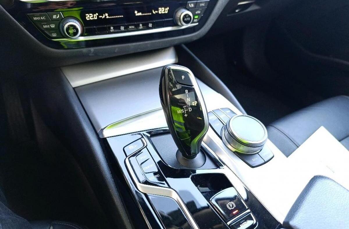 BMW Serie-5 520 d Auto