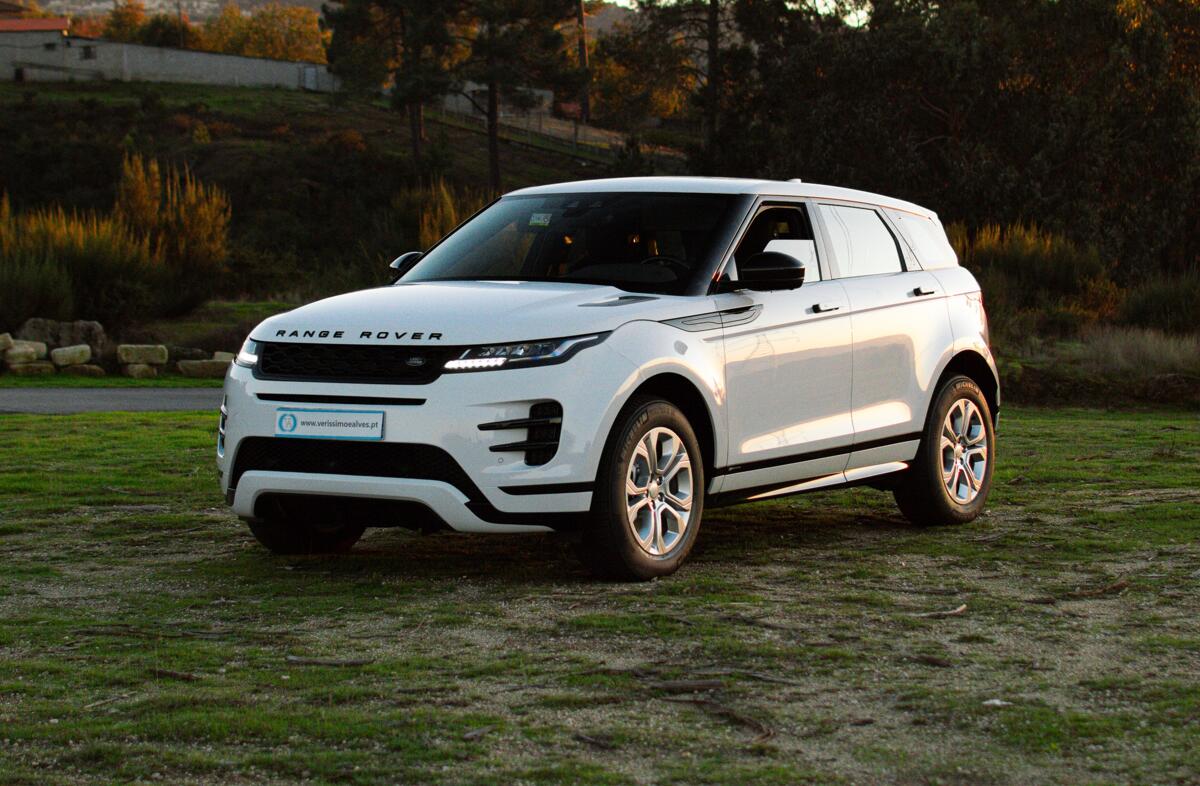LAND ROVER Range Rover Evoque 2.0 D150 AWD R-Dynamic Auto