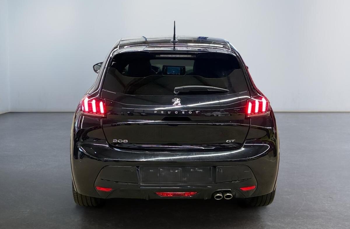 PEUGEOT 208 1.2 PureTech GT EAT8