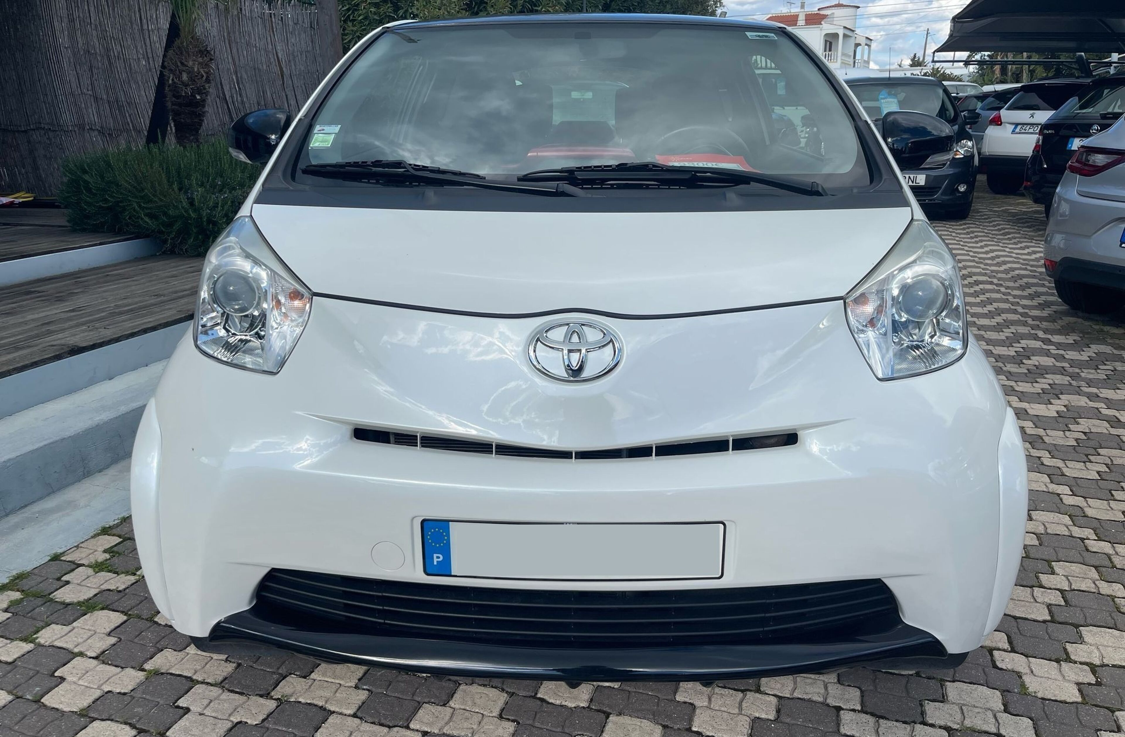 TOYOTA IQ 1.0 VVT-i