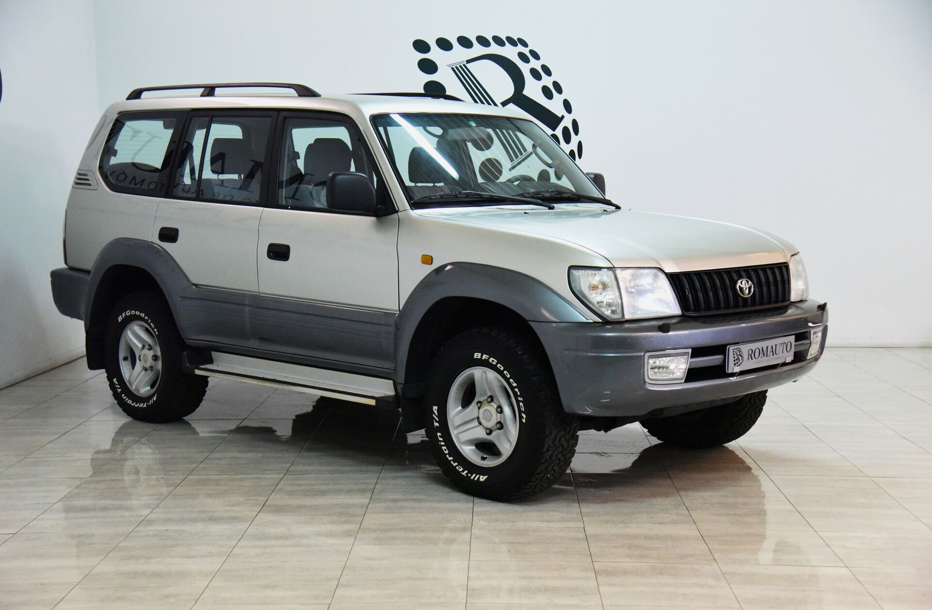 TOYOTA Land Cruiser 3.0 TD Pack 2