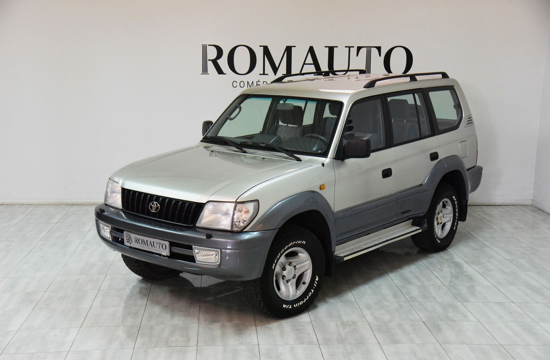 TOYOTA Land Cruiser 3.0 TD Pack 2