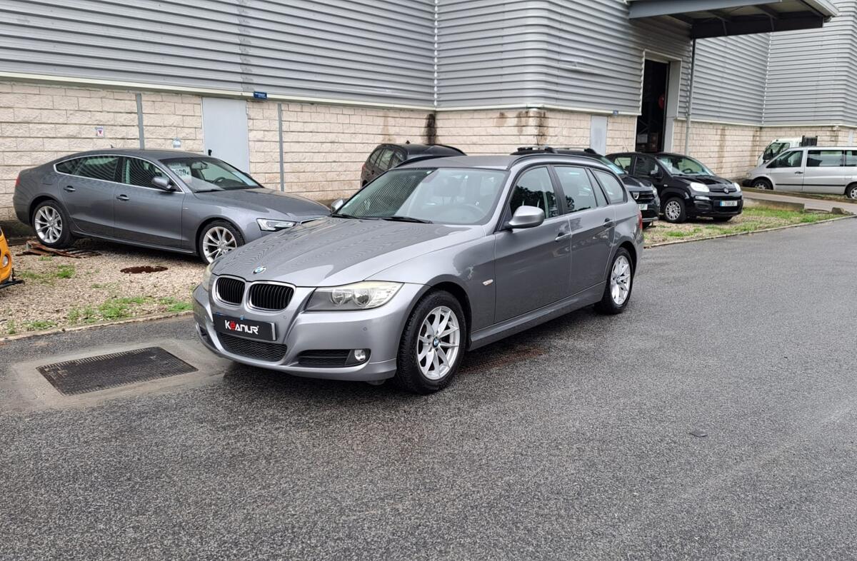 BMW Serie-3 320 d Touring LifeStyle Auto