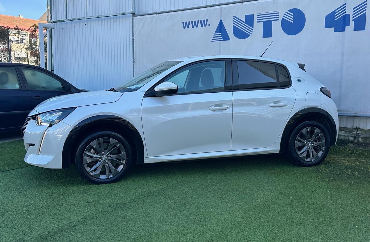 PEUGEOT 208 e- 50 kWh Active Pack