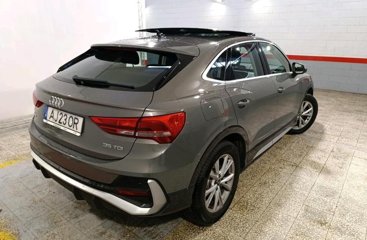 AUDI Q3 35 TDI S line S tronic