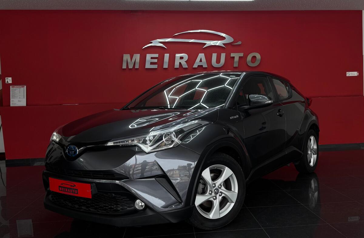 TOYOTA C-HR 1.8 Hybrid Comfort