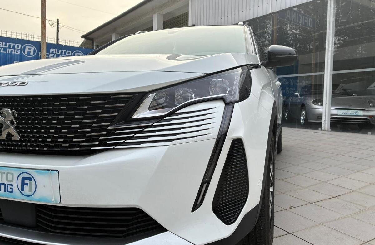 PEUGEOT 5008 1.5 BlueHDi GT EAT8