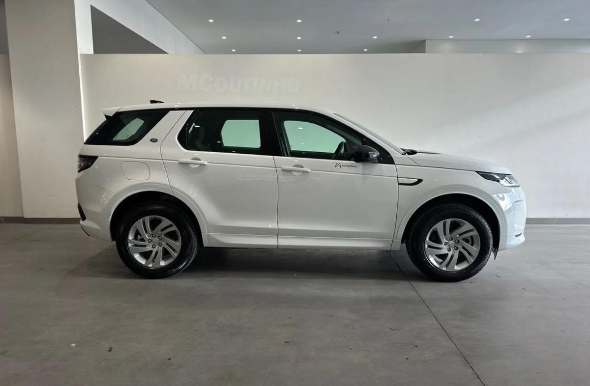 LAND ROVER Discovery S.1.5 I3 P300e AWD Dynamic SE