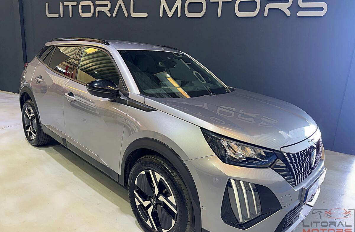 PEUGEOT 2008 1.2 PureTech Allure