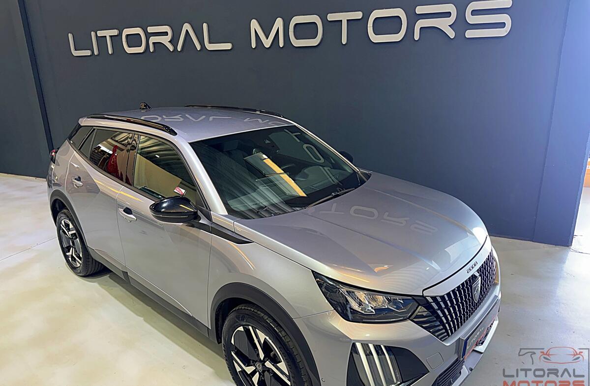 PEUGEOT 2008 1.2 PureTech Allure