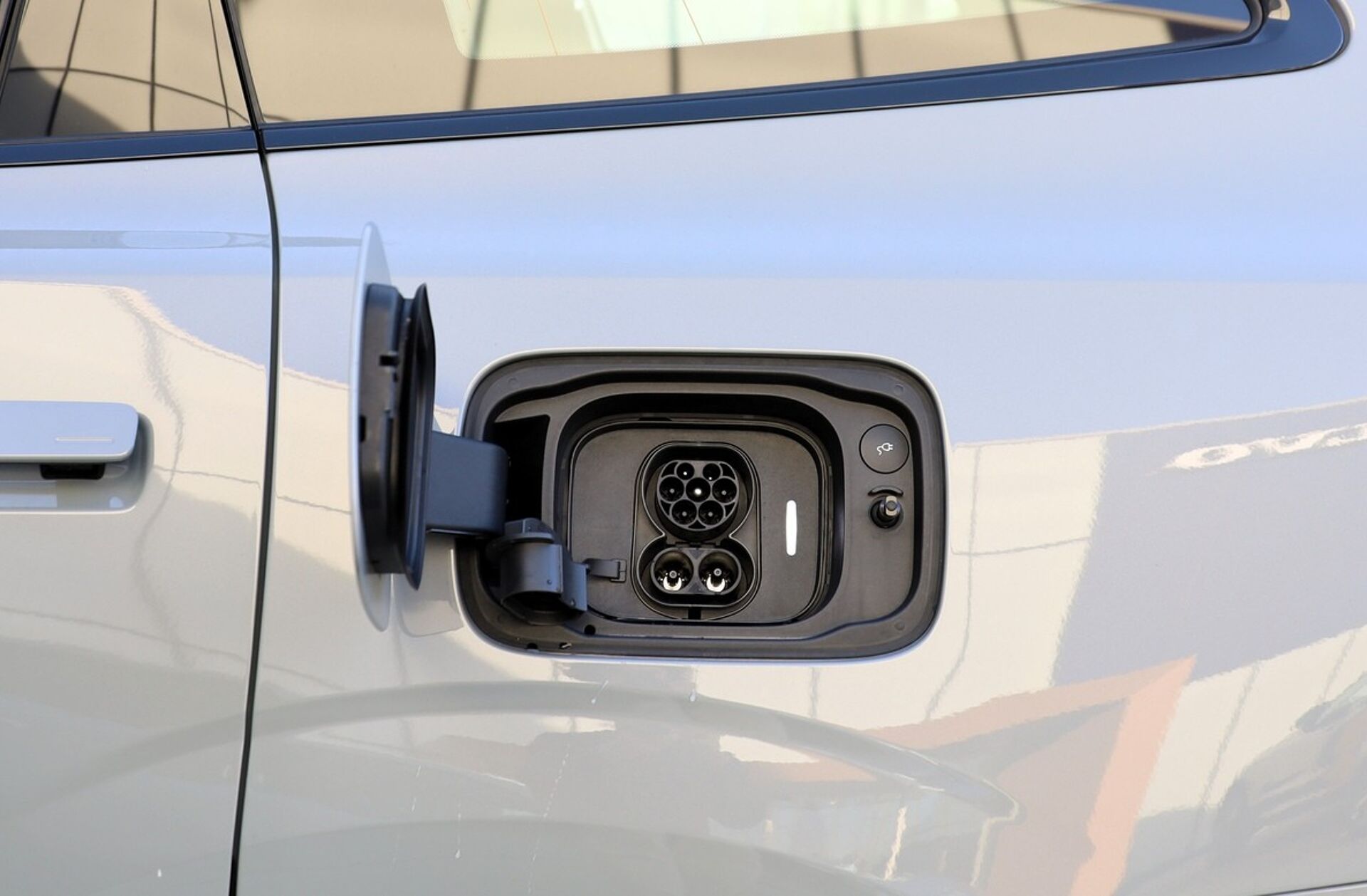 VOLVO EX90 Single Motor Core